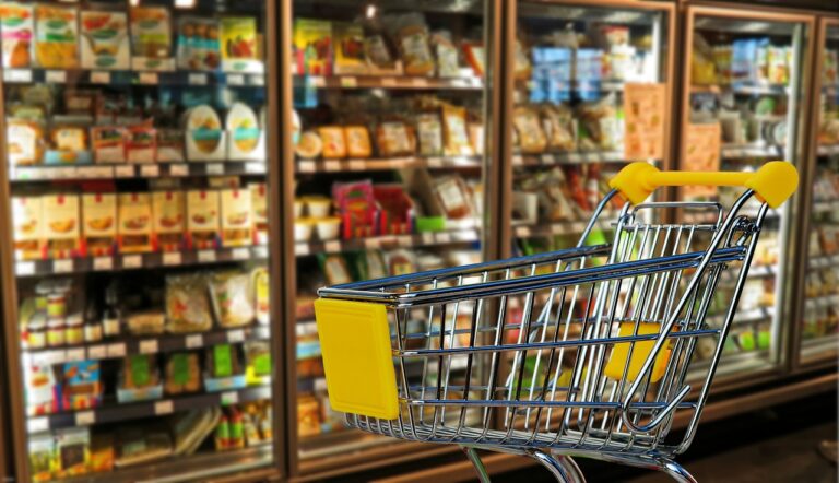 Schnäppchen für Lebensmittel: So dekorierst du deinen Einkaufswagen günstig