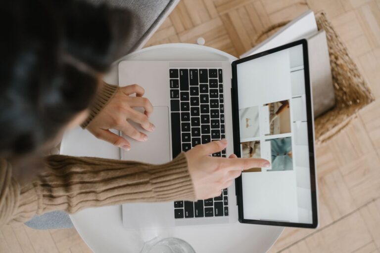 MacBook Pro mit Touchscreen, iPad mini mit OLED erwartet